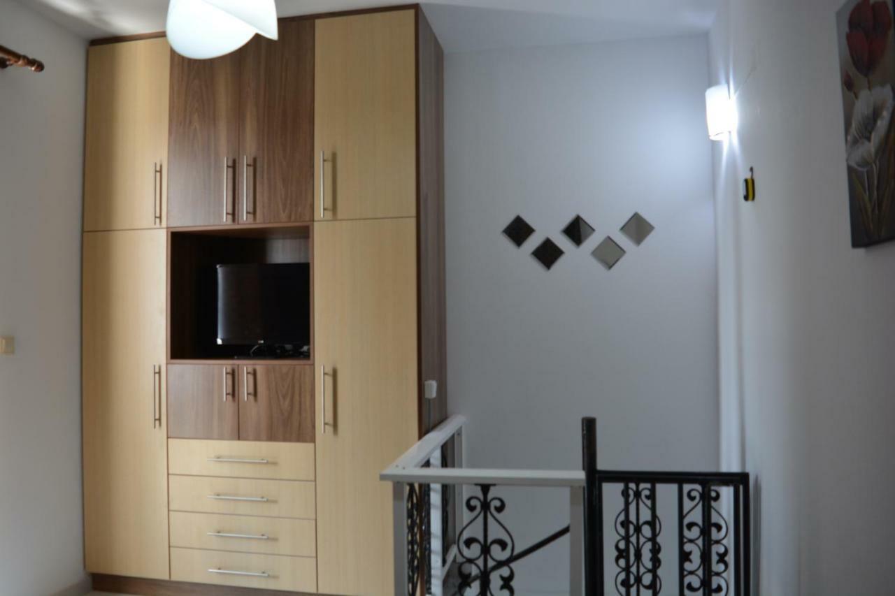 Giannis Apartment,Харакі Екстер'єр фото