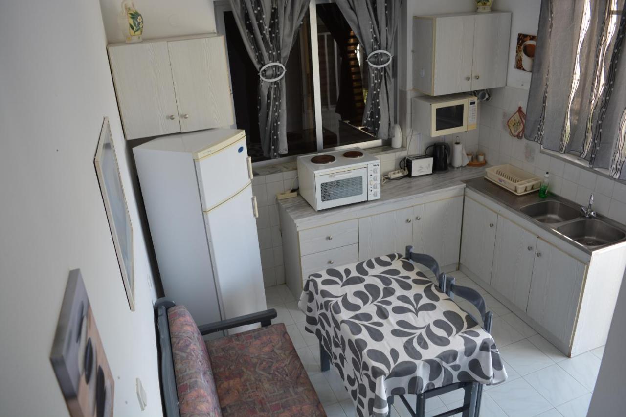 Giannis Apartment,Харакі Екстер'єр фото